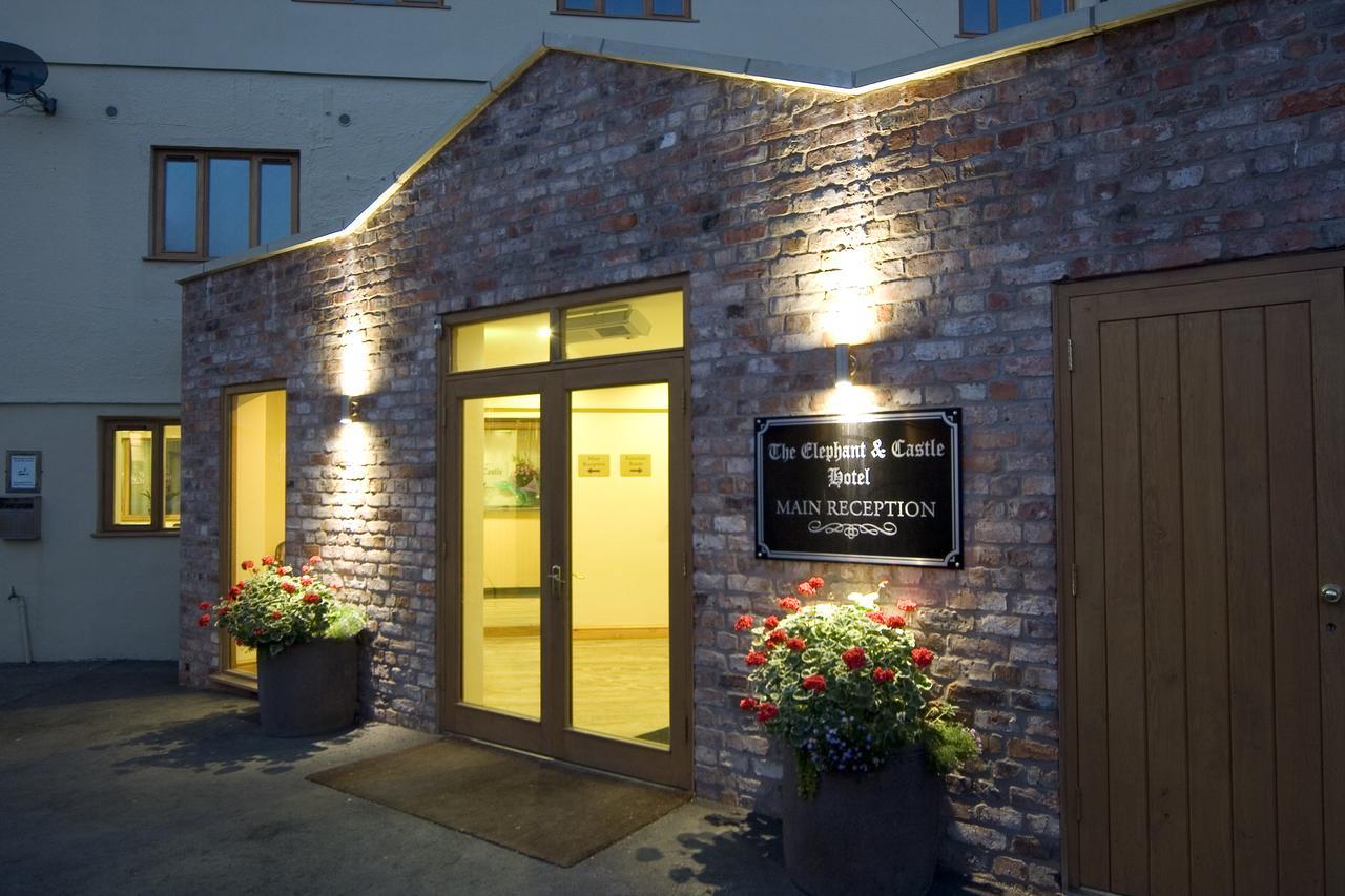 The Elephant & Castle Hotel Newtown  Exterior foto